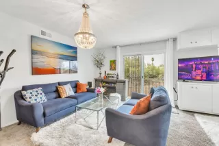 Photo #1: 222119543 Listing