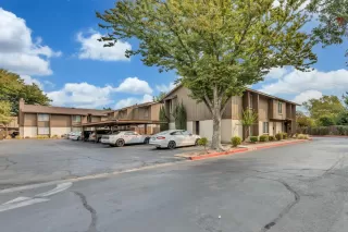 Photo #4: 222119625 Listing 