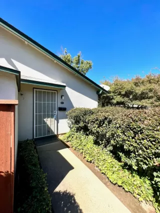 Photo #2: 222119827 Listing 