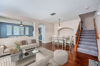 Photo #3: 222120338 Listing