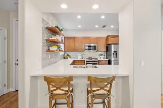 Photo #6: 222120370 Listing