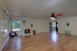 Photo #5: 222120474 Listing 