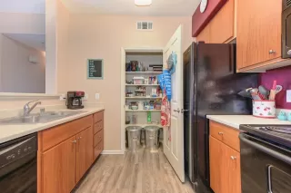 Photo #1: 222120575 Listing