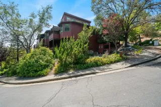 More Details about MLS # 222120753 : 193 BLACKBERRY CT