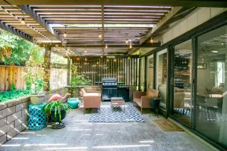 Photo #1: 222120778 Listing