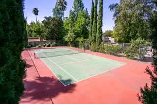 Photo #4: 222120778 Listing