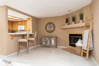 Photo #3: 222120941 Listing