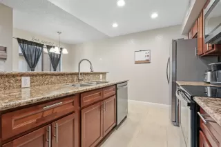 Photo #2: 222121147 Listing 