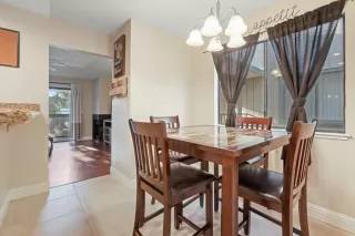 Photo #5: 222121147 Listing 