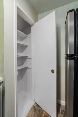 Photo #6: 222121174 Listing