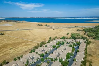 Photo #6: 222121269 Listing