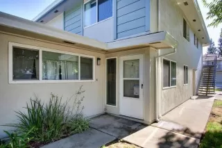 Photo #3: 222122127 Listing 