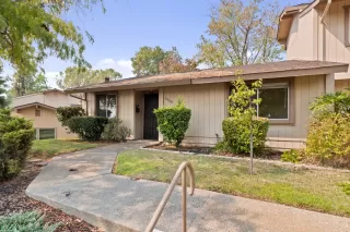 Photo #1: 222122410 Listing 