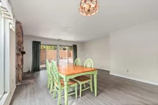 Photo #4: 222122410 Listing 