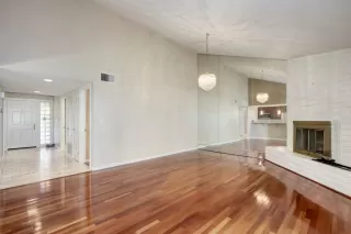 Photo #6: 222122418 Listing 