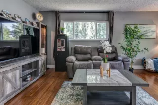 Photo #2: 222122646 Listing