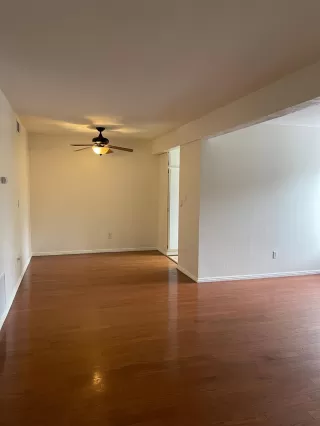 Photo #3: 222123035 Listing
