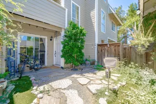 Photo #1: 222123444 Listing 