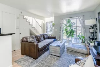 Photo #6: 222123444 Listing 