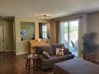 Photo #1: 222123945 Listing