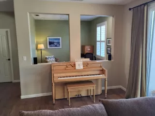 Photo #2: 222123945 Listing