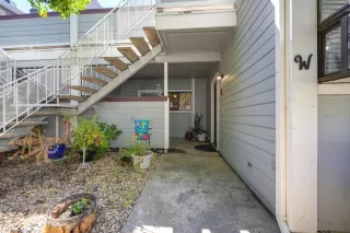 Photo #1: 222124185 Listing 