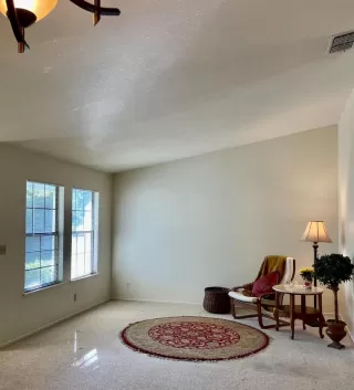 Photo #3: 222124484 Listing