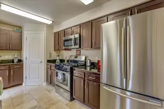 Photo #5: 222124747 Listing 