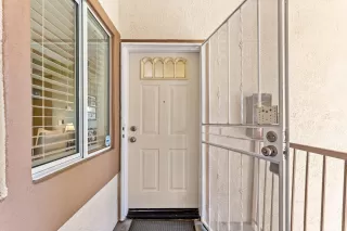 Photo #3: 222125234 Listing