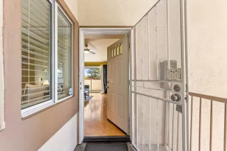 Photo #4: 222125234 Listing