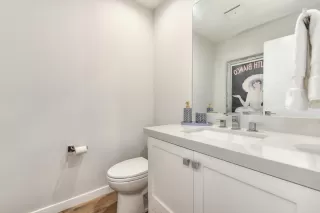 Photo #5: 222125588 Listing