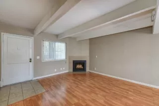 Photo #3: 222125937 Listing