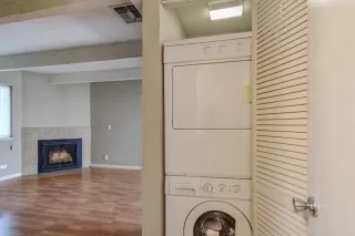 Photo #6: 222125937 Listing