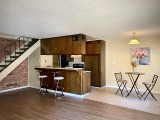 Photo #3: 222126455 Listing