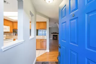 Photo #4: 222126675 Listing