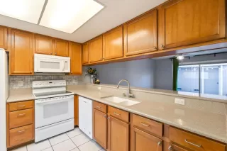 Photo #6: 222126675 Listing