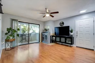 Photo #3: 222126726 Listing