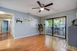 Photo #4: 222126726 Listing