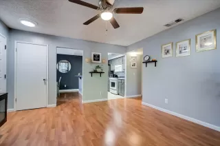 Photo #6: 222126726 Listing