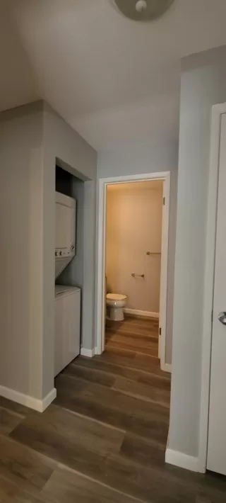 Photo #4: 222126795 Listing