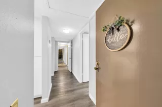 Photo #2: 222126823 Listing