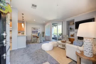 Photo #1: 222126931 Listing 