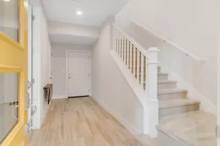 Photo #2: 222126957 Listing