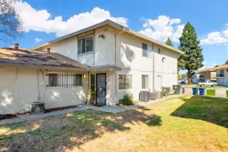 Photo #1: 222127215 Listing 