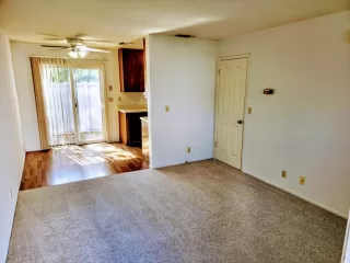 Photo #2: 222127672 Listing