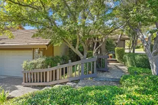 Photo #1: 222128451 Listing