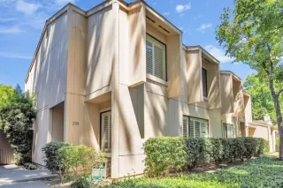 Photo #2: 222128664 Listing