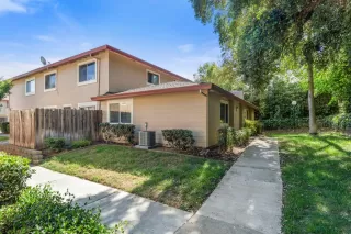 Photo #2: 222130019 Listing 