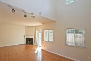 Photo #3: 222130123 Listing 