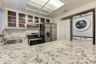 Photo #1: 222130653 Listing 